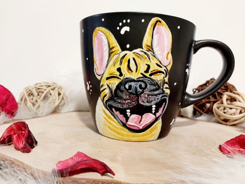 Wyjątkowy, ręcznie malowany kubek Buldożek francuski.