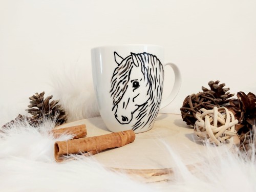 Wyjątkowy, ręcznie malowany kubek koń fryzyjski