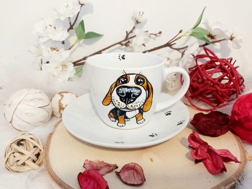 Wyjątkowa, ręcznie malowana filiżanka Beagle.