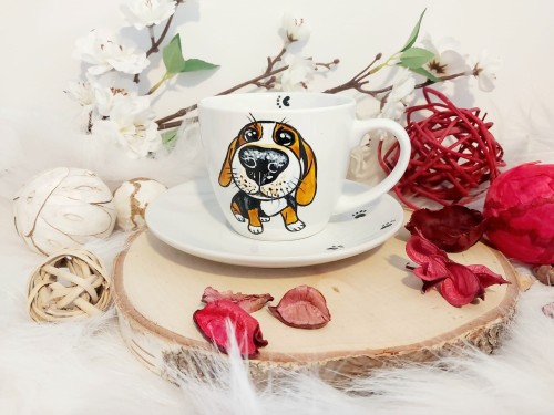 Wyjątkowa, ręcznie malowana filiżanka Beagle.