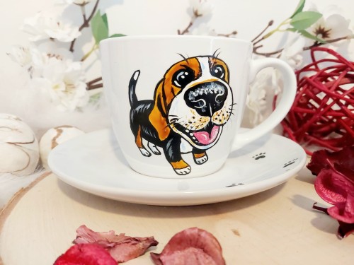 Wyjątkowa, ręcznie malowana filiżanka Beagle.