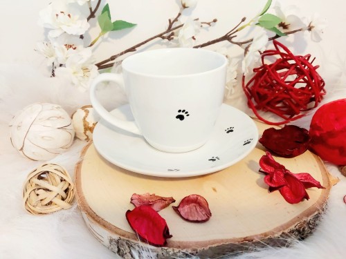 Wyjątkowa, ręcznie malowana filiżanka Beagle.