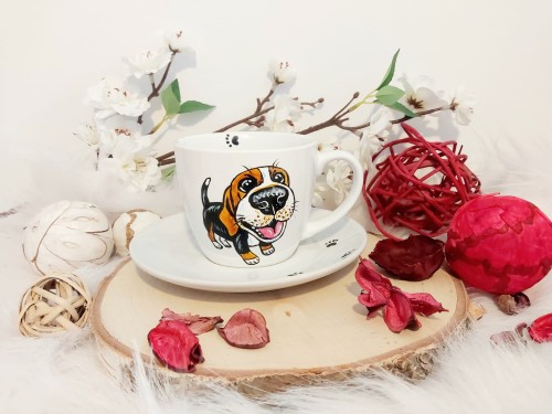 Wyjątkowa, ręcznie malowana filiżanka Beagle.