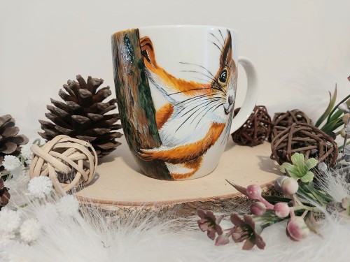 Wyjątkowy, ręcznie malowany kubek Wiewiórka