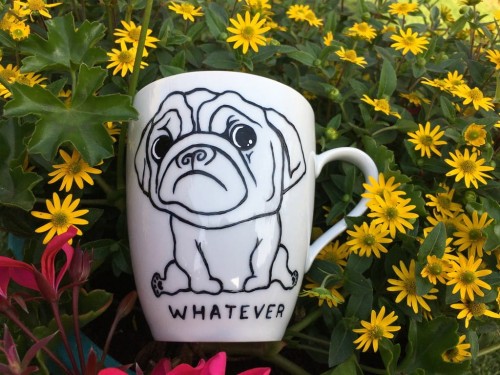 Unikatowy Kubek ręcznie malowany Smutny mopsik