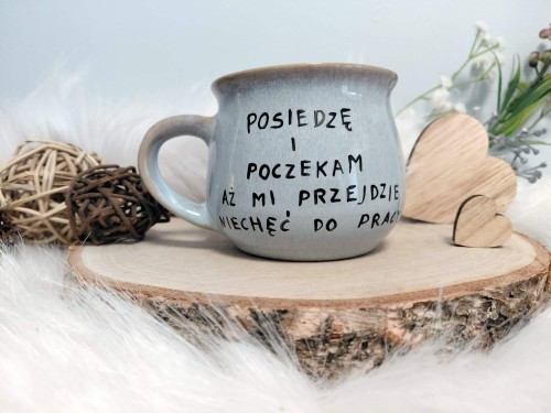 Wyjątkowy, ręcznie malowany kubek Mała Mi Złośnica