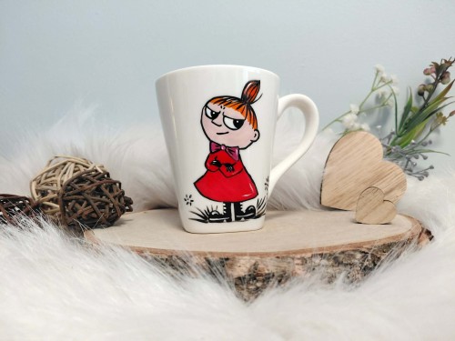 Kubek ręcznie malowany Mała Mi Złośnica     