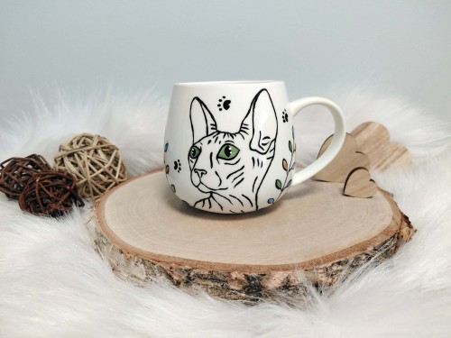 Wyjątkowy, ręcznie malowany kubek Sfinks 400 ml.