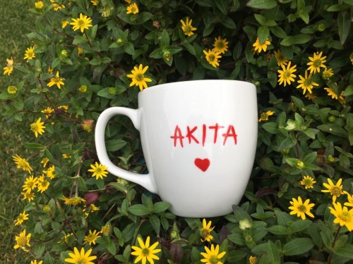 Kubek ręcznie malowany Pies rasy Akita Inu XXL