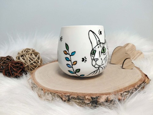 Wyjątkowy, ręcznie malowany kubek Sfinks 400 ml.