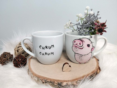 Wyjątkowy, ręcznie malowany kubek czarna Świnka