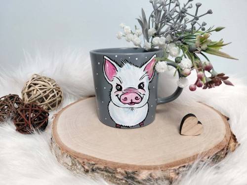 Wyjątkowy, ręcznie malowany kubek czarna Świnka