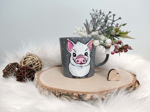 Wyjątkowy, ręcznie malowany kubek czarna Świnka