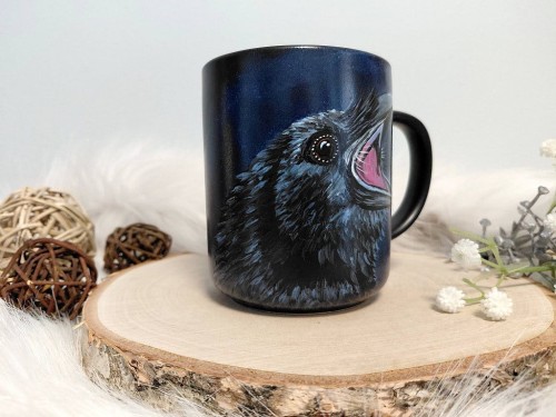 Wyjątkowy, ręcznie malowany kubek ptak Kruk.