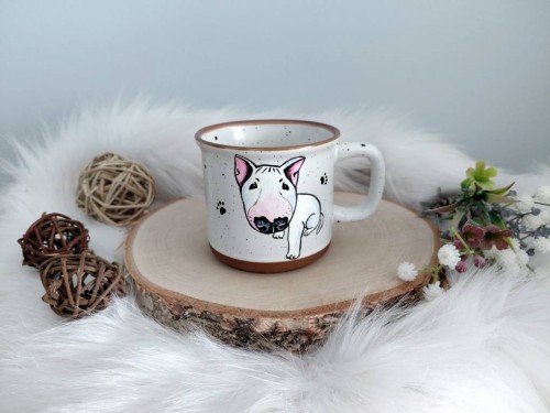 Wyjątkowy, ręcznie malowany kubek w kropki Bulterier.