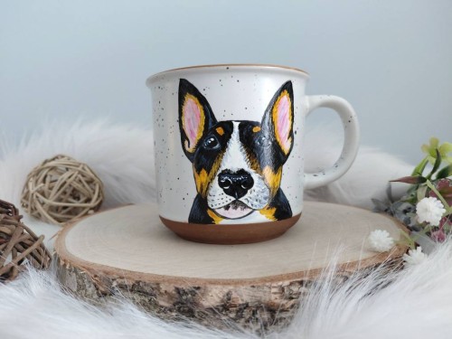 Wyjątkowy, ręcznie malowany kubek w kropki Bulterier.