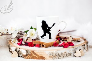 Unikatowy Kubek ręcznie malowany gitarzysta